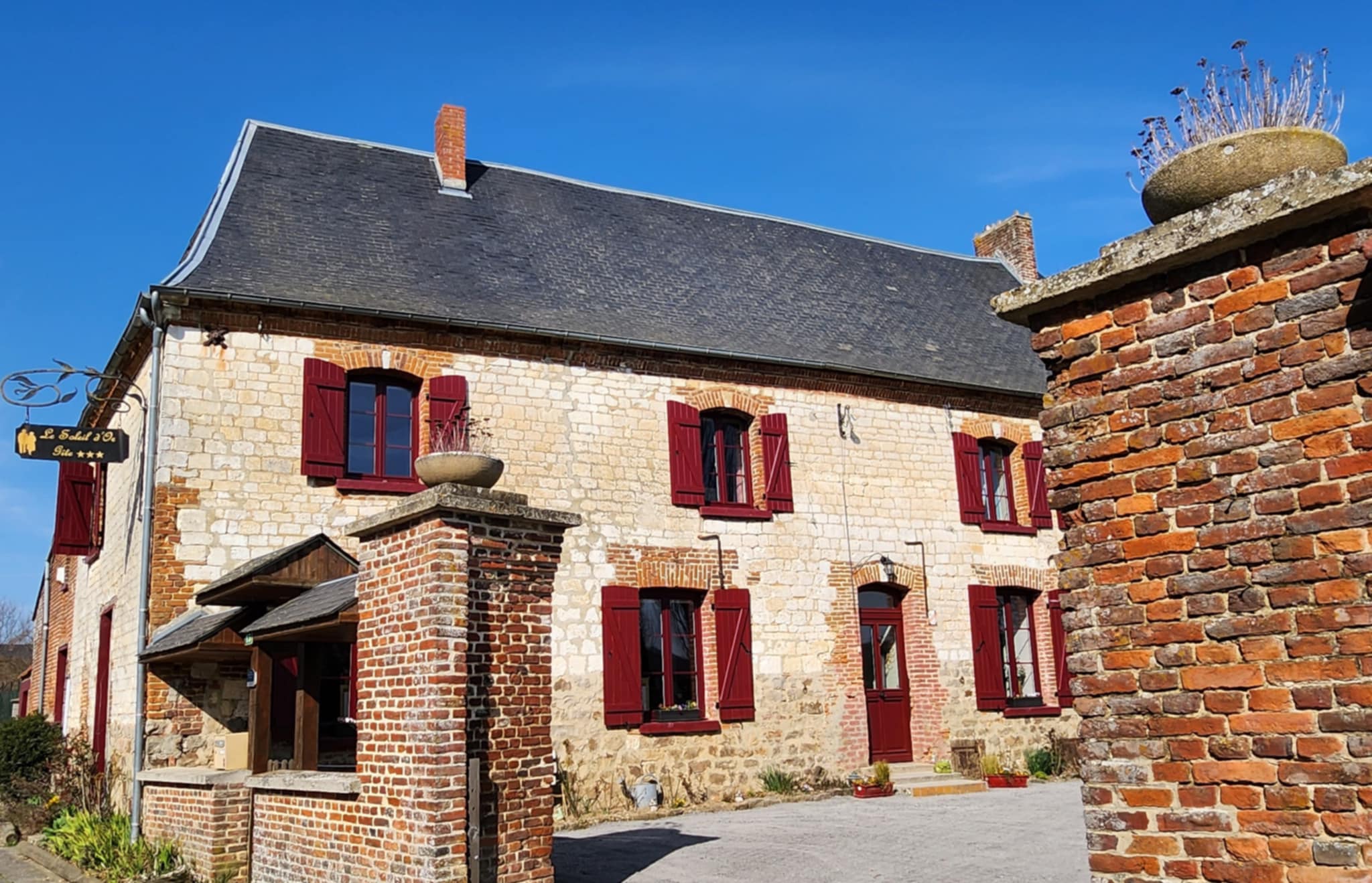 LESOLEILDOR